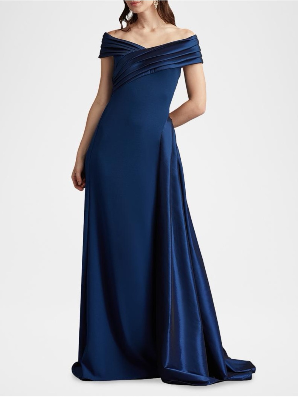 Tadashi Shoji
Off-Shoulder Draped Crepe Gown